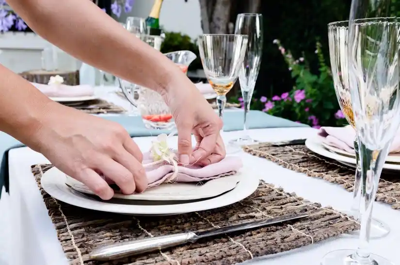Service decorateur 42 entre particuliers