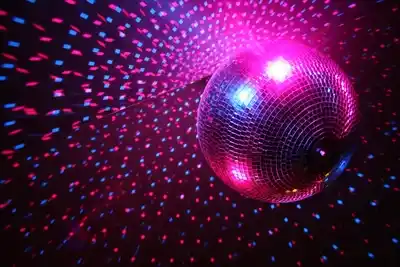 Louer la boule à facette