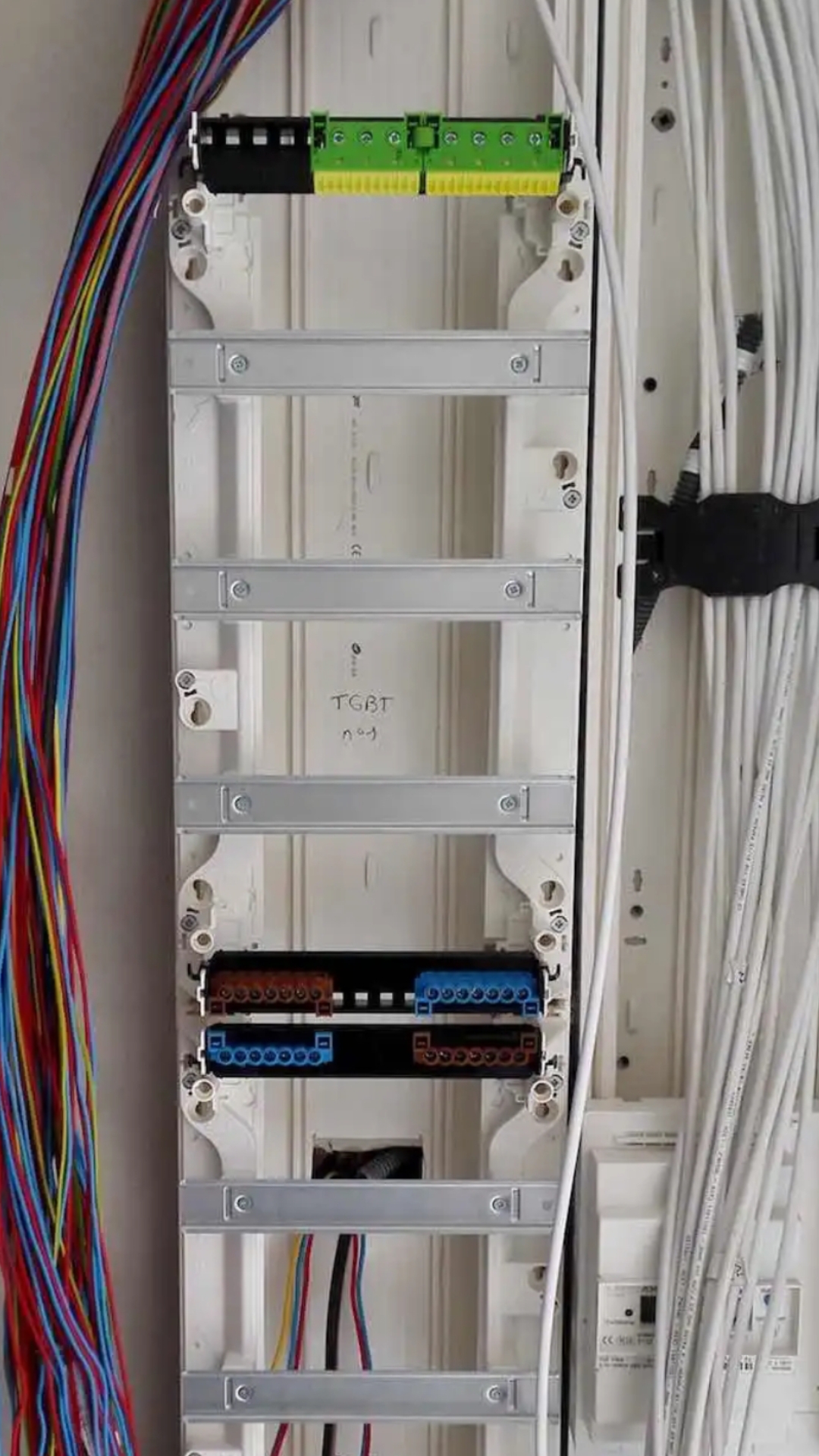 Service electricien 45 entre particuliers