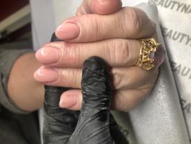 Service : prothesiste ongulaire Service : prothesiste ongulaire