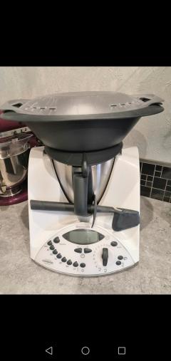 Location : robot multifonctions Location : robot multifonctions