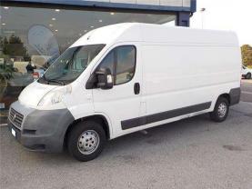 Location : fourgon Location : fourgon