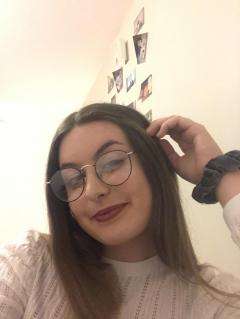 Service : babysitter Service : babysitter