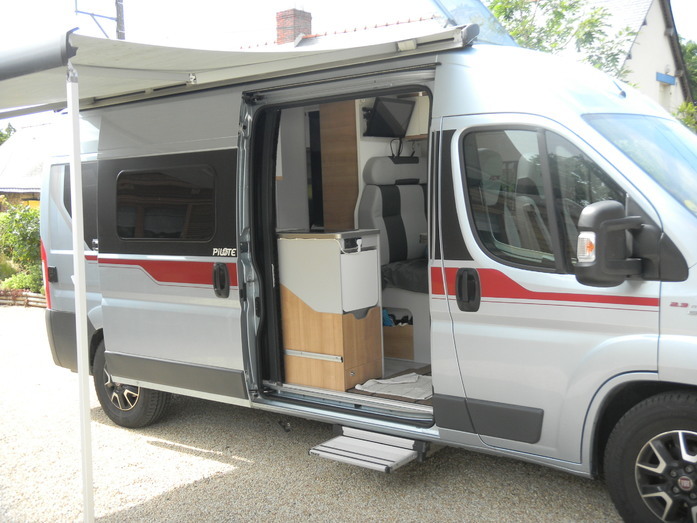 Location fourgon amenage 53 entre particuliers