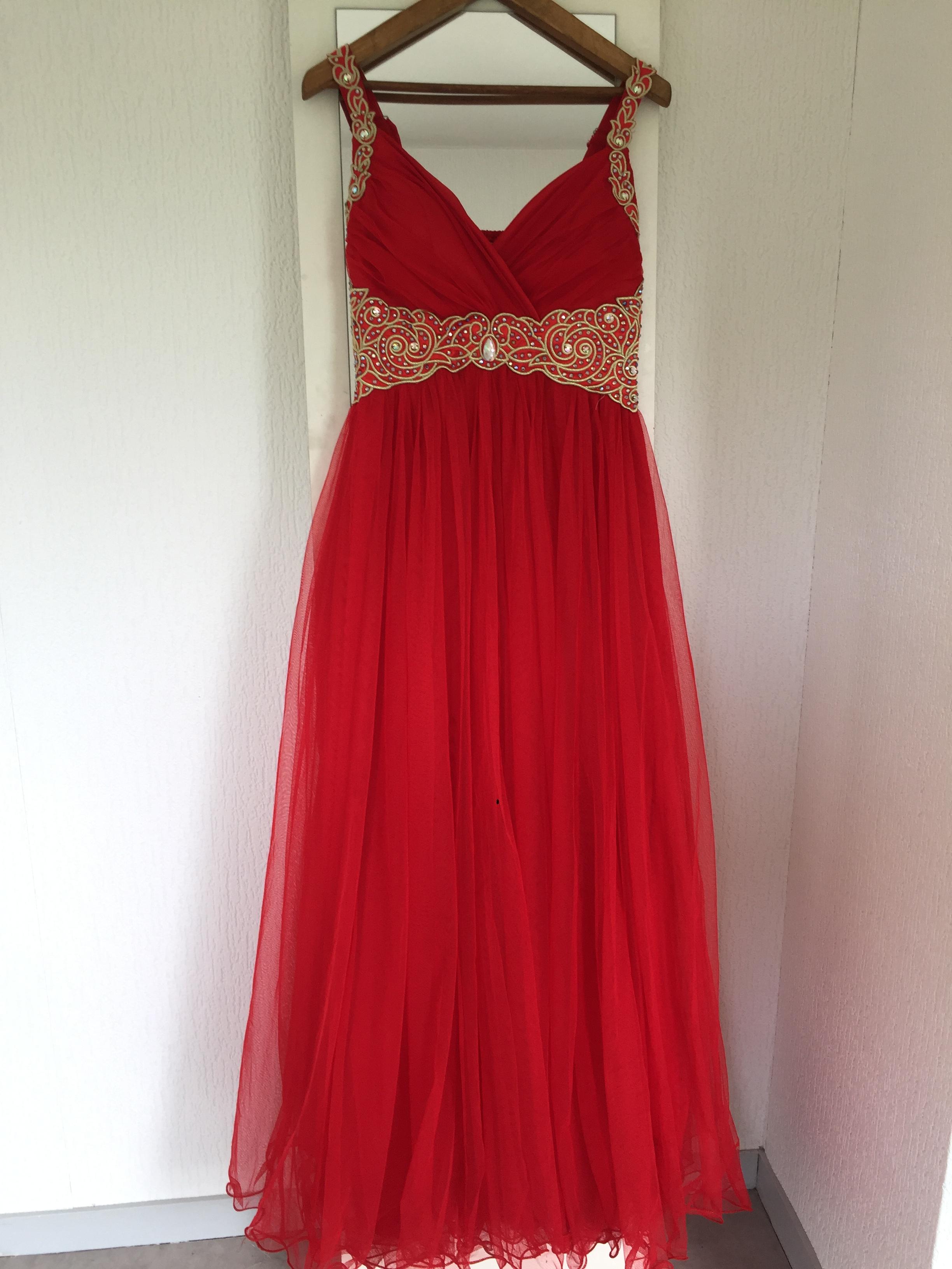 Location robe de soiree 93 entre particuliers