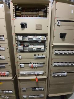 Service : multi services Service : multi services