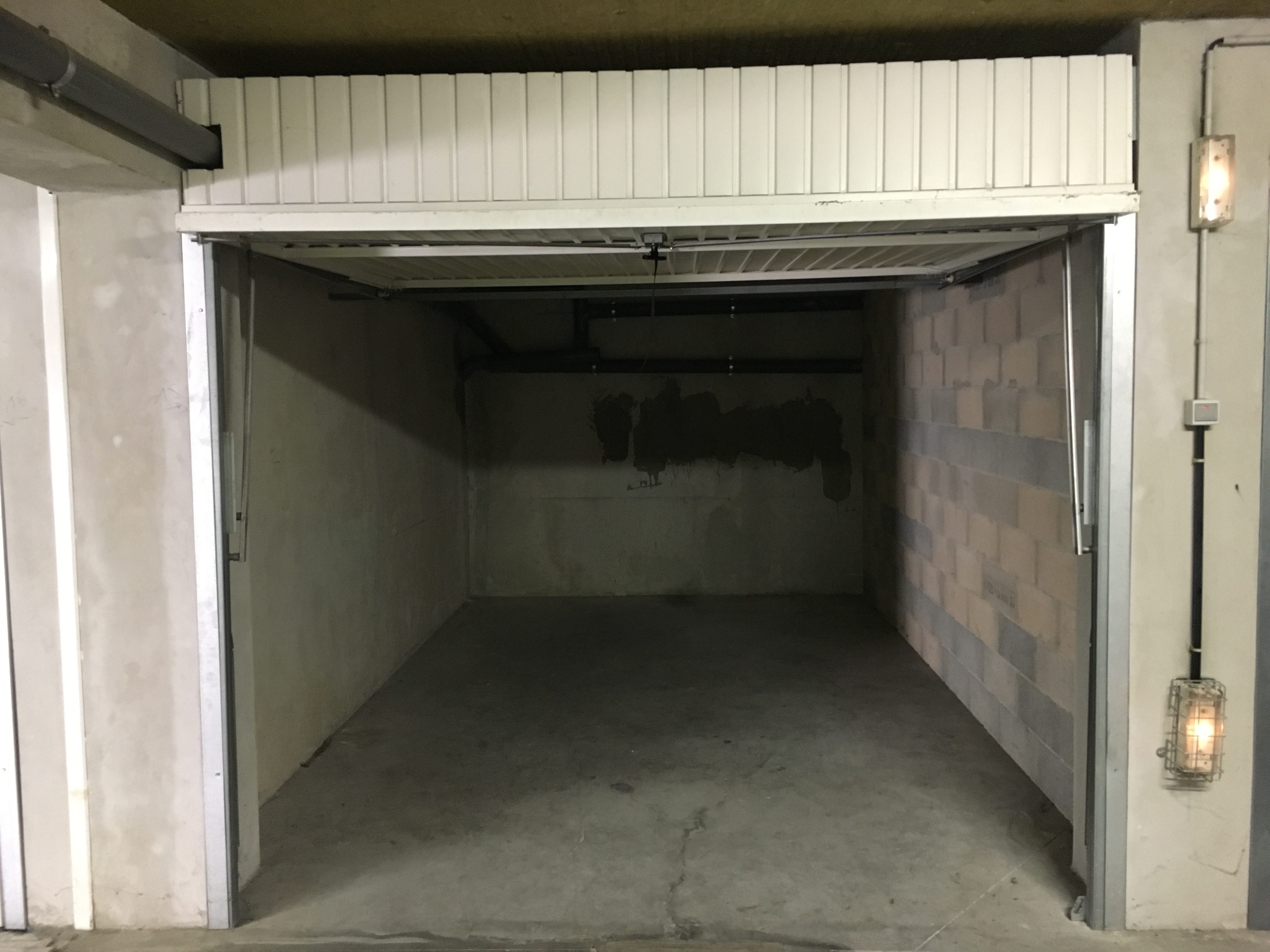 Location parking dans residence 13 entre particuliers