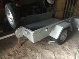 Location : remorque Location : remorque