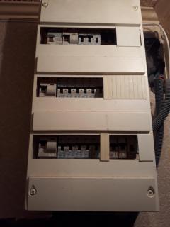 Service : electricien Service : electricien