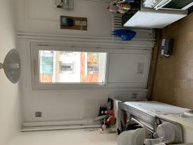 Service : pose de cuisine Service : pose de cuisine