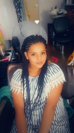 Service : coiffure extension Service : coiffure extension