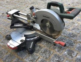 Location : scie a onglet Location : scie a onglet