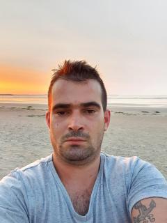 Service : electricien Service : electricien