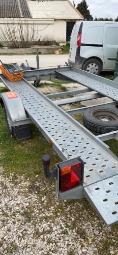 Location : remorque Location : remorque