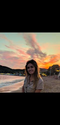 Service : babysitter Service : babysitter