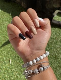 Service : manucure Service : manucure