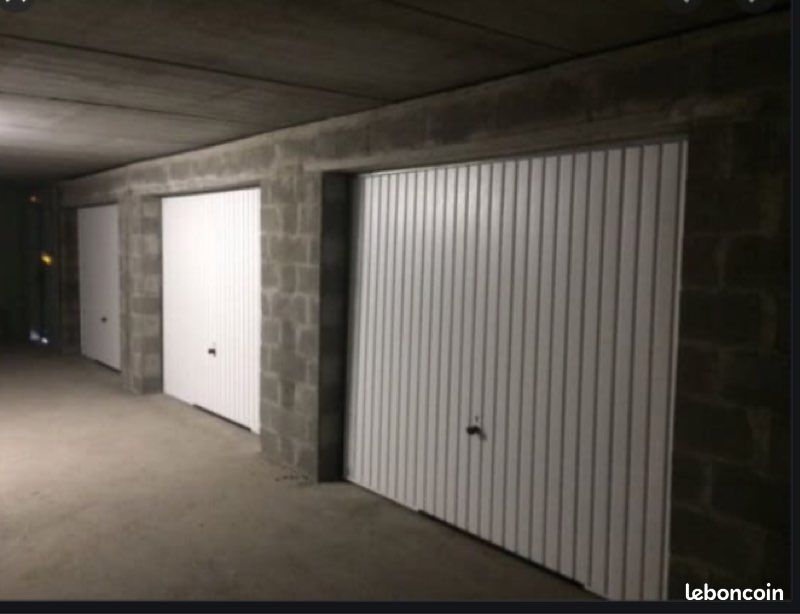 Location parking dans residence 11 entre particuliers