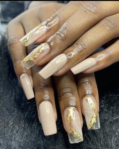 Service : prothesiste ongulaire Service : prothesiste ongulaire