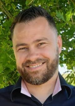 Service : multi services Service : multi services