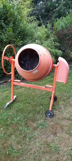 Location : betonniere Location : betonniere