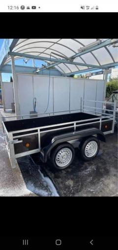 Location : autre Location : autre