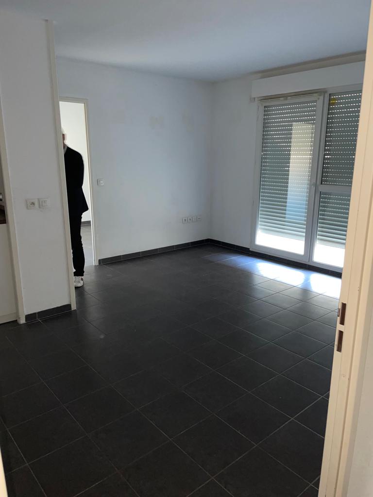 Service peintre 33 entre particuliers