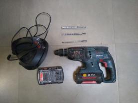 Location : perforateur Location : perforateur