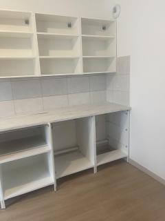 Service : pose de cuisine Service : pose de cuisine