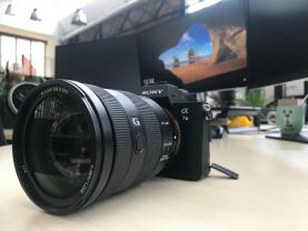 Location : camera Location : camera