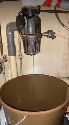 Service : plomberie Service : plomberie