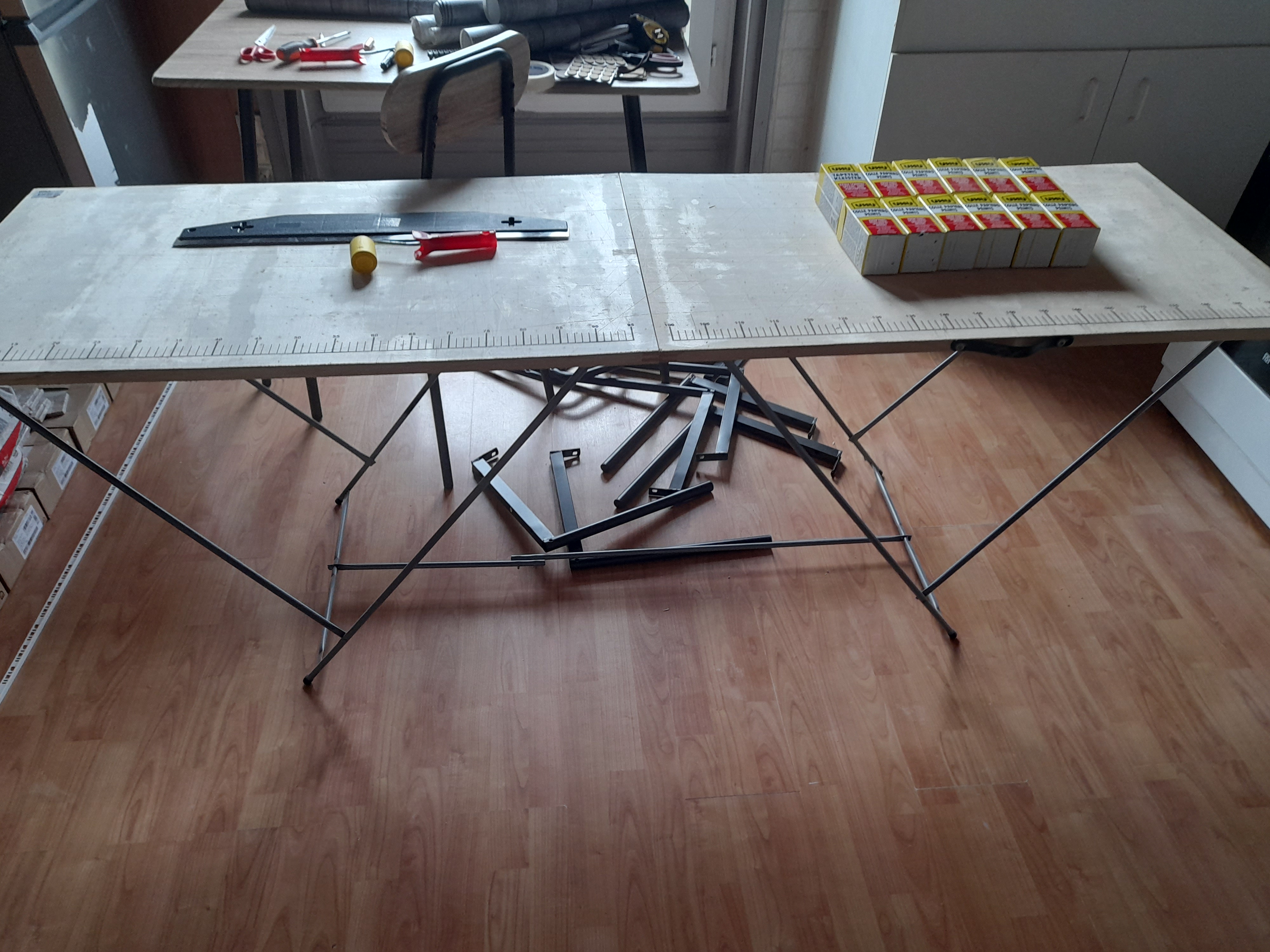 Location table a tapisser 03 entre particuliers