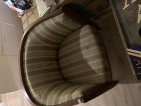 Service : tapissier Service : tapissier