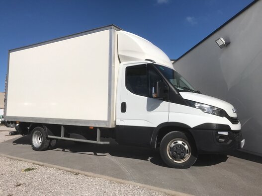 Service avec camion 13 entre particuliers