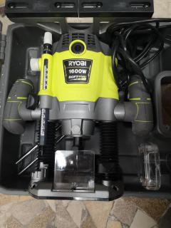 Location : defonceuse Location : defonceuse