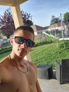 Service : aide personne Service : aide personne