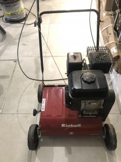 Location : scarificateur Location : scarificateur