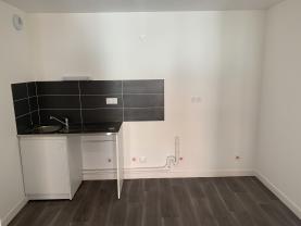 Service : pose de cuisine Service : pose de cuisine