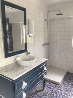 Service : pose de carrelage Service : pose de carrelage