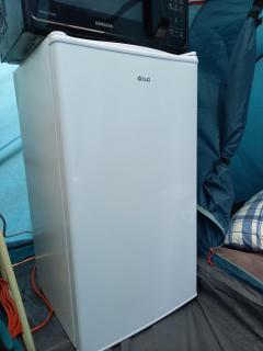 mini frigo, comfee, mini réfrigérateur, caravaning, frigo voyage