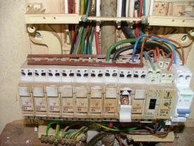 Service : electricien Service : electricien