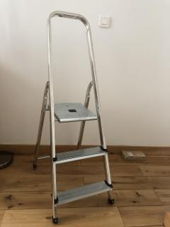 Location : escabeau Location : escabeau