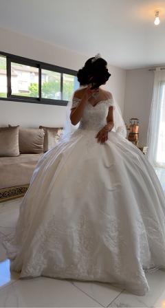 Location : robe de mariee Location : robe de mariee