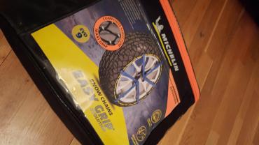 Location : chaine a neige Location : chaine a neige