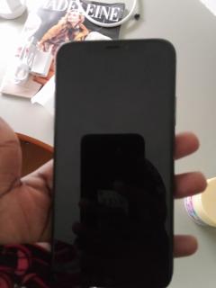IPhone occasion between individuals