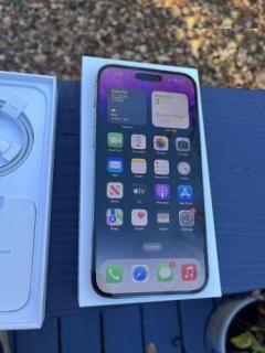 IPhone occasion between individuals