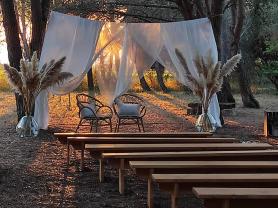 Location : autre Location : autre