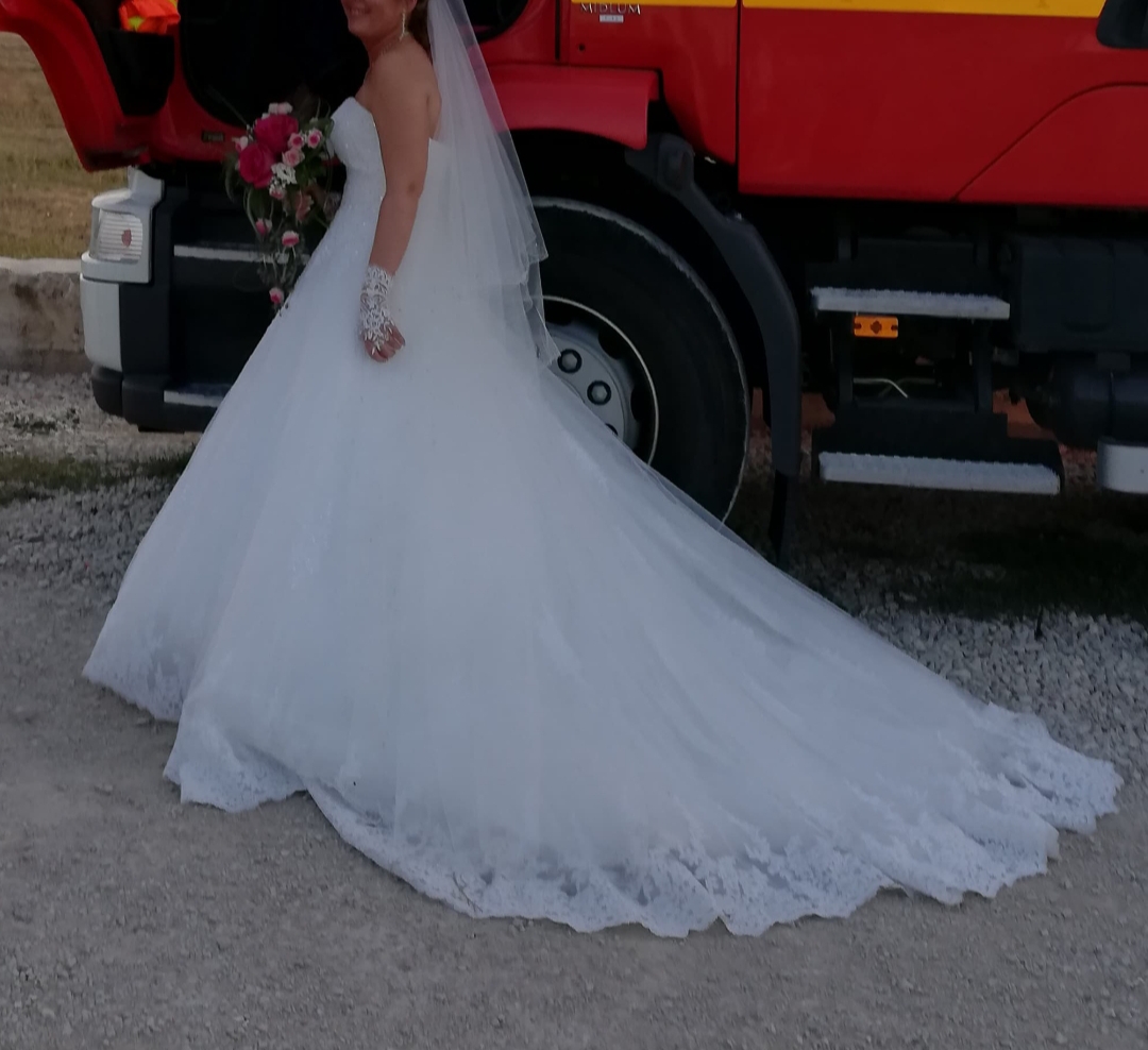 Location robe de mariee 41 entre particuliers