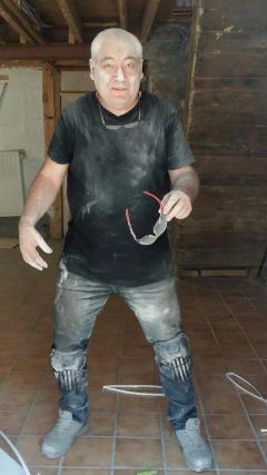 Service : electricien Service : electricien