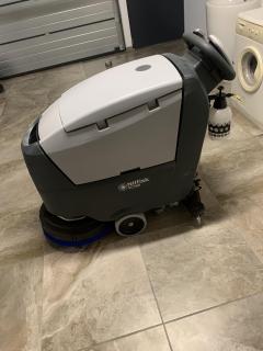 Location : autolaveuse Location : autolaveuse