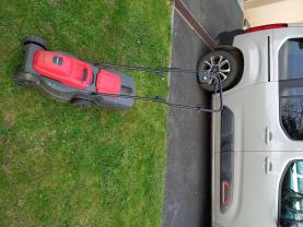 Location : tondeuse Location : tondeuse